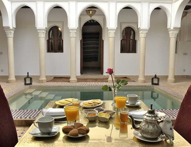 Riad Le Jardin D'Abdou Marrakesh Eksteriør bilde Breakfast at a riad in Marrakech